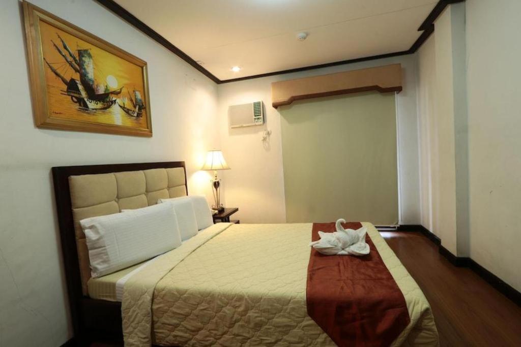 D' Leonor Hotel Davao Exterior photo