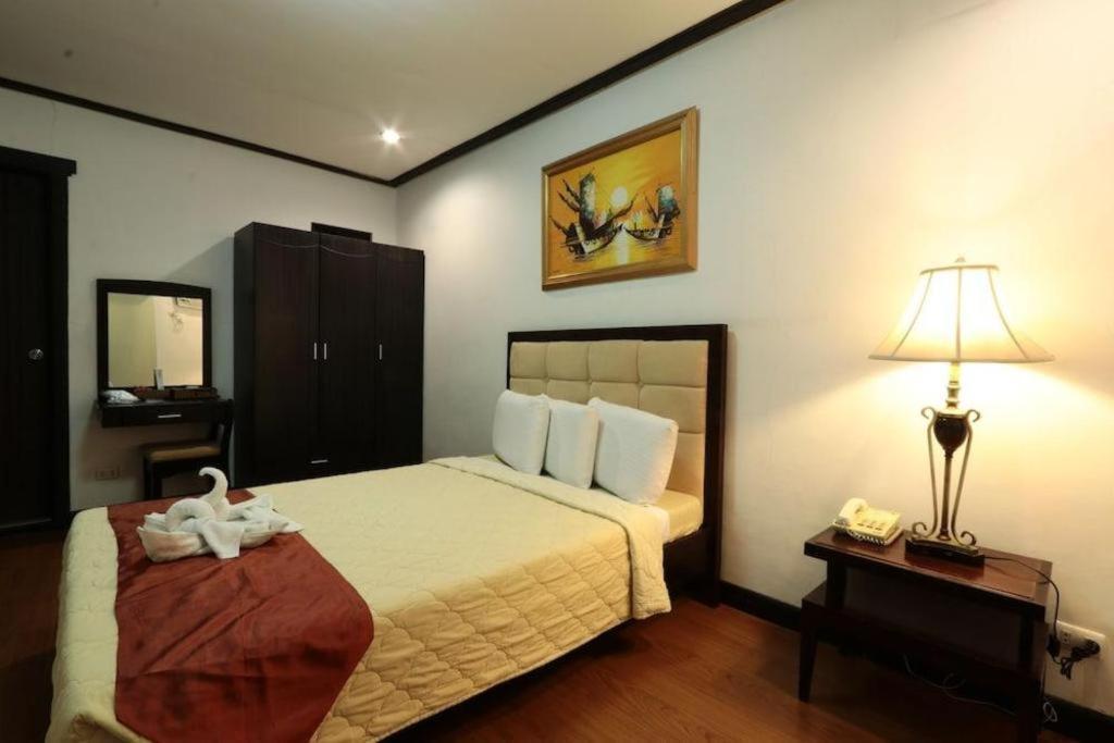 D' Leonor Hotel Davao Exterior photo